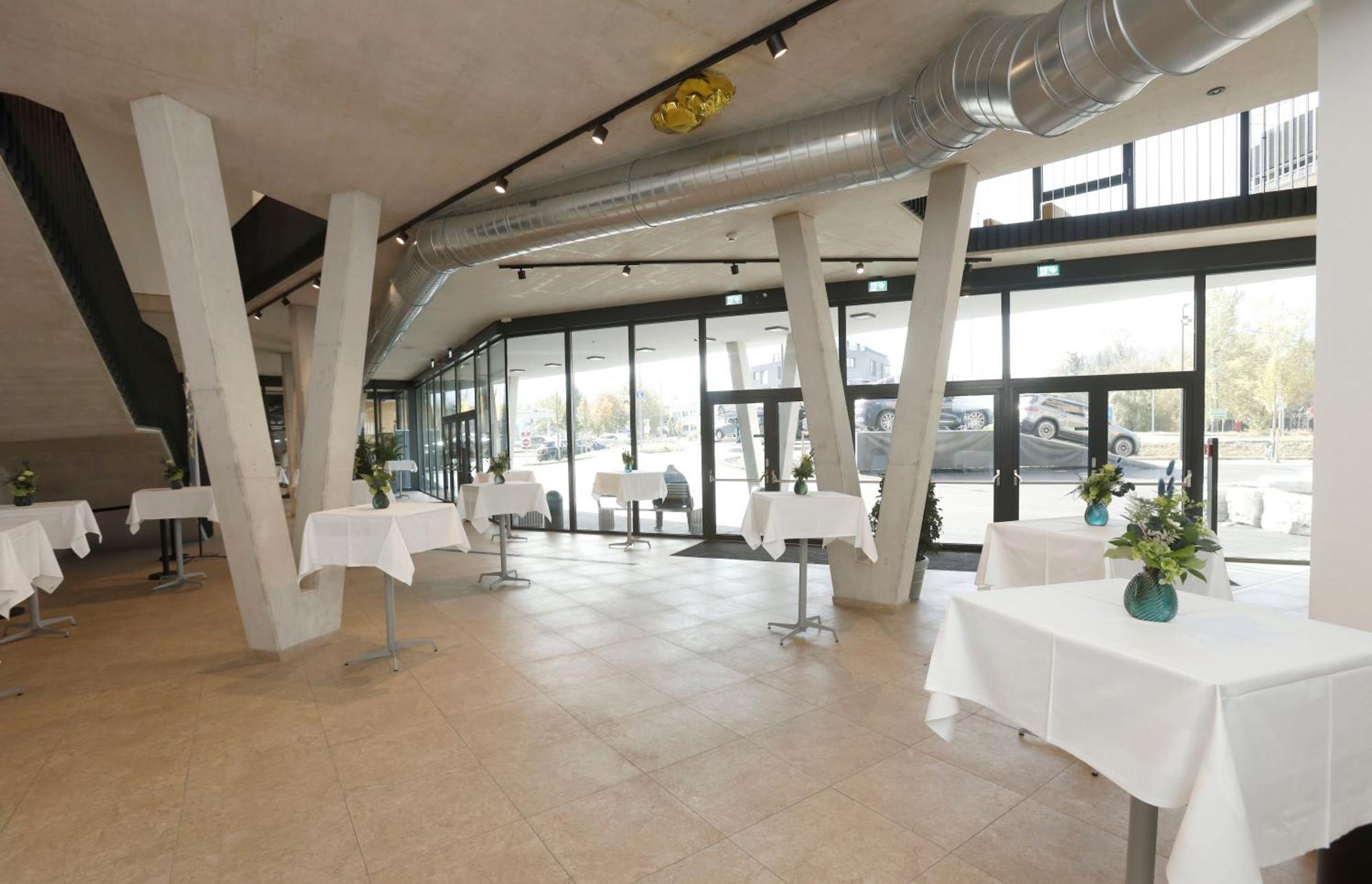 Hotel Im Zentrum Fuer Visionen 푸츠베이할레인 외부 사진